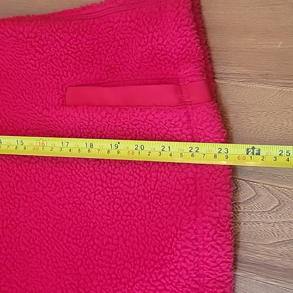 Vineyard Vines Red Sherpa T Snap Style Fleece Pullover Sweater Medium - Picture 8 of 8